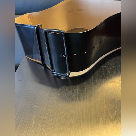 MaxMara Leather Belt - Picture 1 of 7